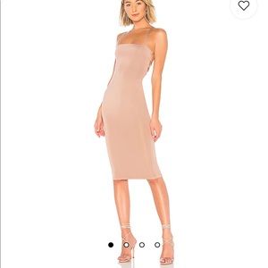 NWT Yvonne Laced Back Midi Dress